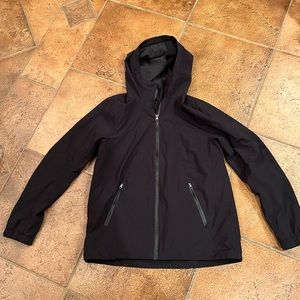 Lululemon windbreaker jacket